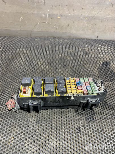 Блок предохранителей Jeep Liberty KJ 2.8 Либерти