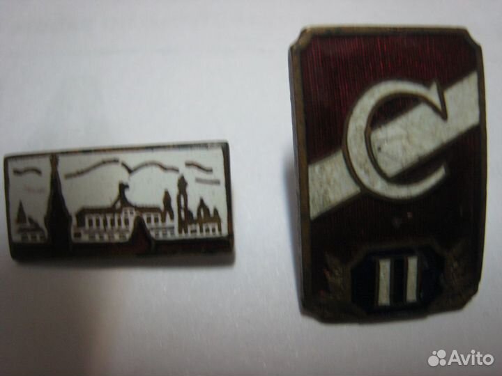 Нагрудные знаки