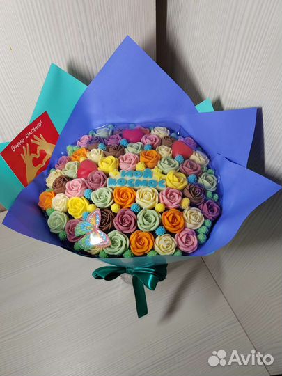 Букет из 51 розы из шоколада