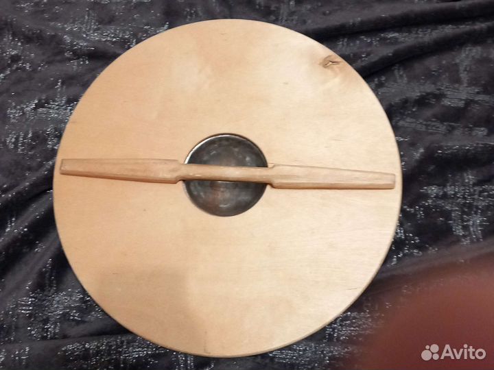 Деревянный автомат, щит и меч. Ручной работы