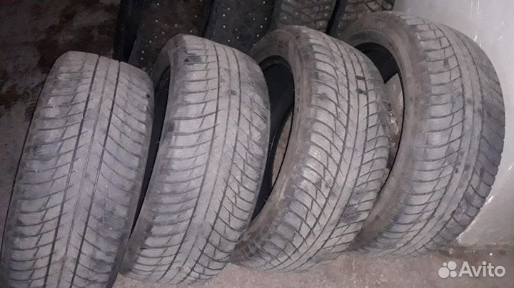 Bridgestone Blizzak Ice 245/50 R19