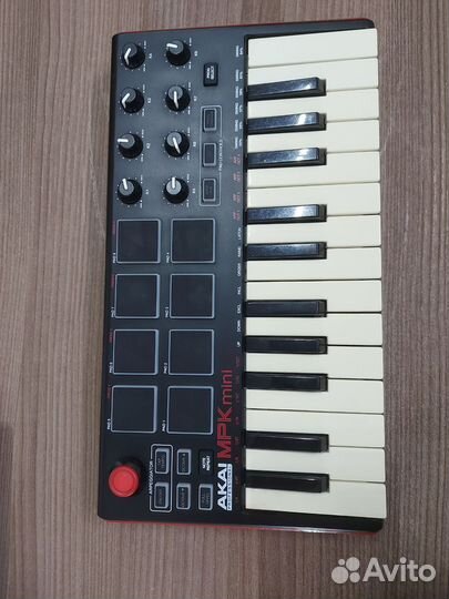 Синтезатор цифровой akai MPK mini Plai мkз