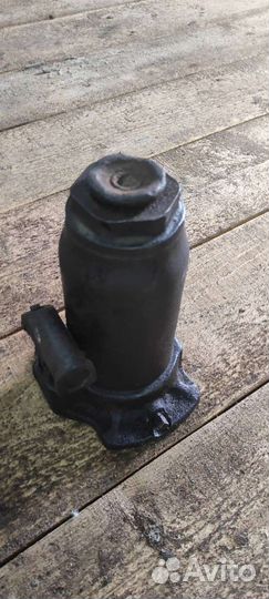 Домкрат гидравлический бутылочный бу