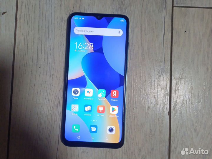 TECNO Spark 10c, 4/64 ГБ