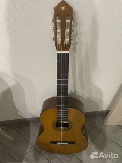 Гитара Yamaha c40