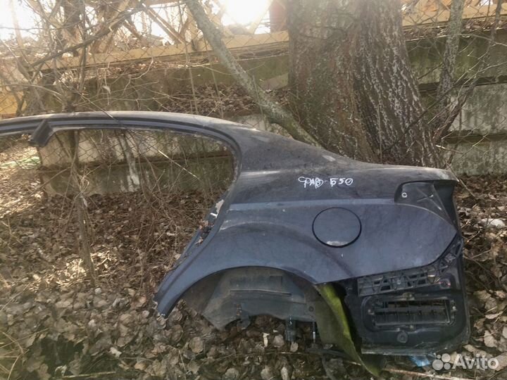 Заднее левое крыло FAW Besturn B50