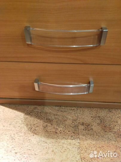 Тумба прикроватная