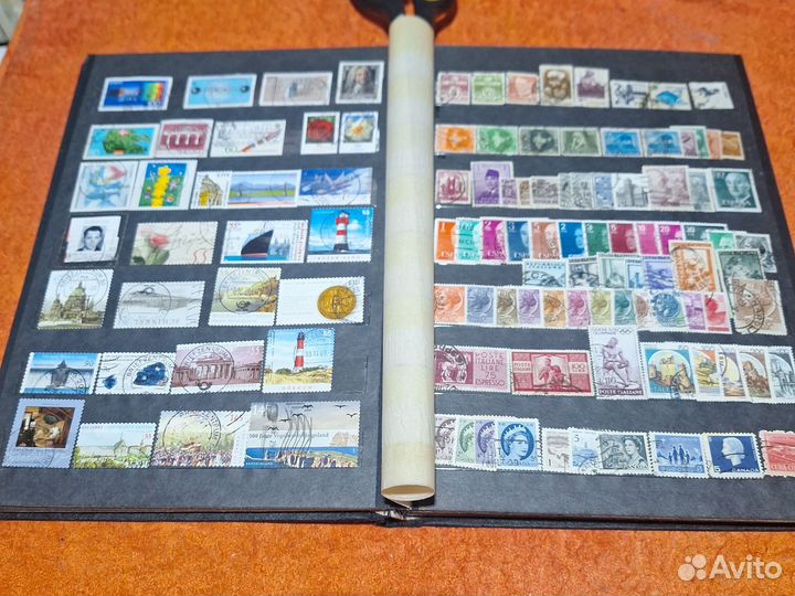 Альбом марок 837 шт