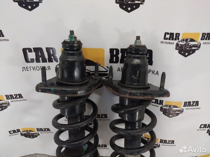 Стойки амортизаторов задние в сборе (комплект)