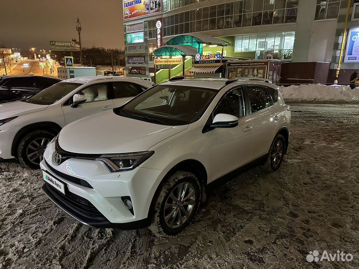 Toyota RAV4 2.0 CVT, 2016, 120 000 км