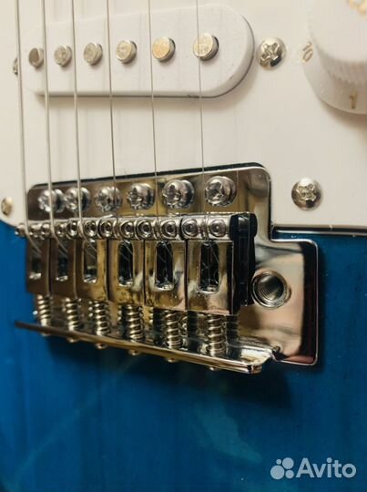 Электрогитара