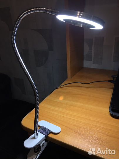 Лампа лупа настольная