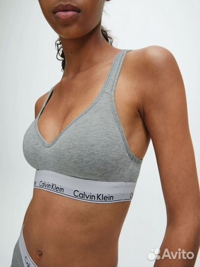 Бюстгальтер Calvin Klein. Топ Calvin Klein