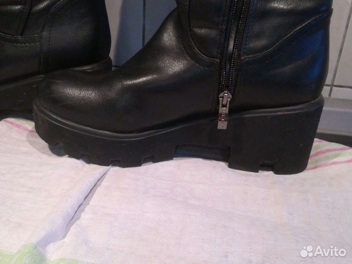 Сапоги демисизонные 39 размер