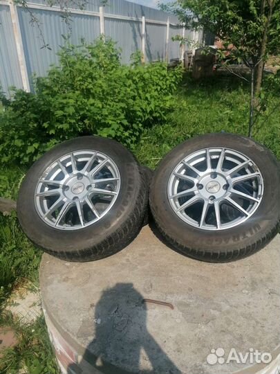 Goodyear UltraGrip 8 195/65 R15