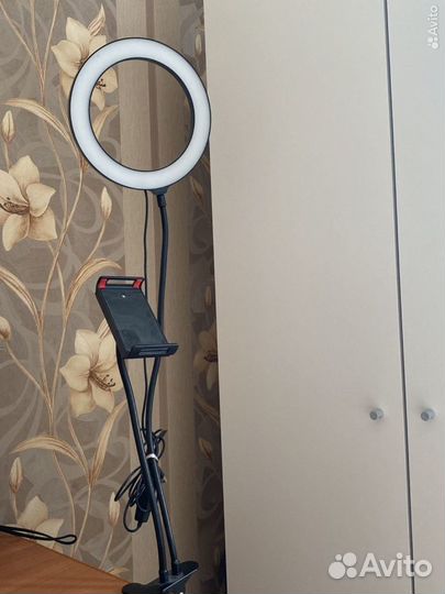 Селфи палка с лампой