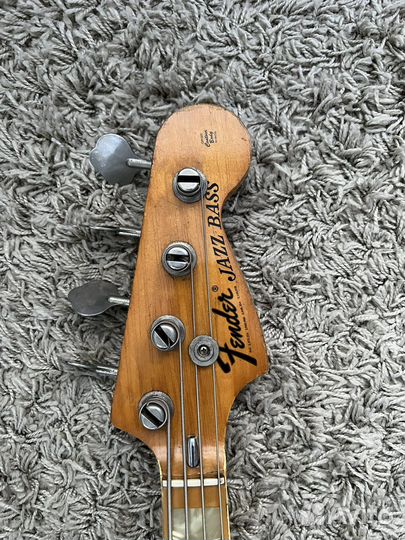Бас гитара fender jazz bass 1975 год