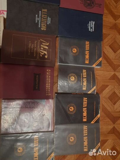 Романы, детективы и Гари гарисон