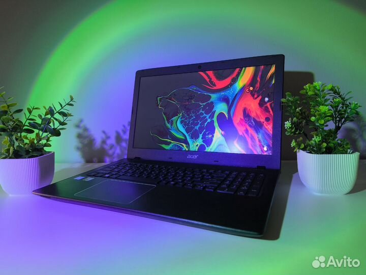 Игровой ноутбук : Intel Core I3 / Geforce 940MX