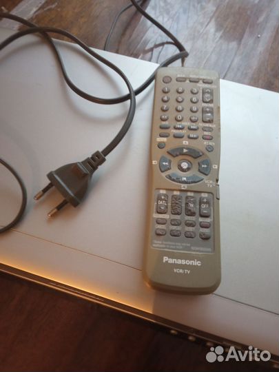 Видеомагнитофон panasonic б. у