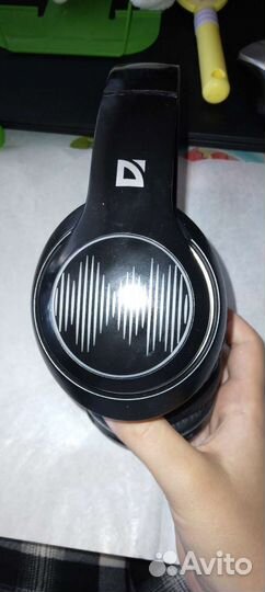 Беспроводные наушники