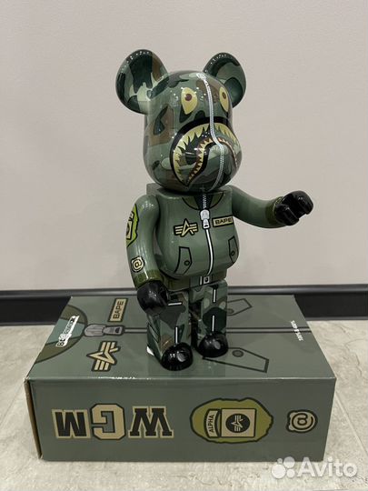 Мишка bearbrick Alpha Industries