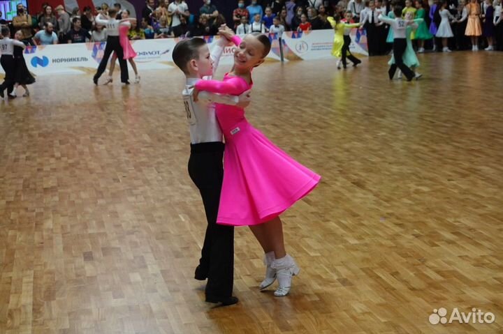 Платье рейтинговое для бальных спортивных танцев