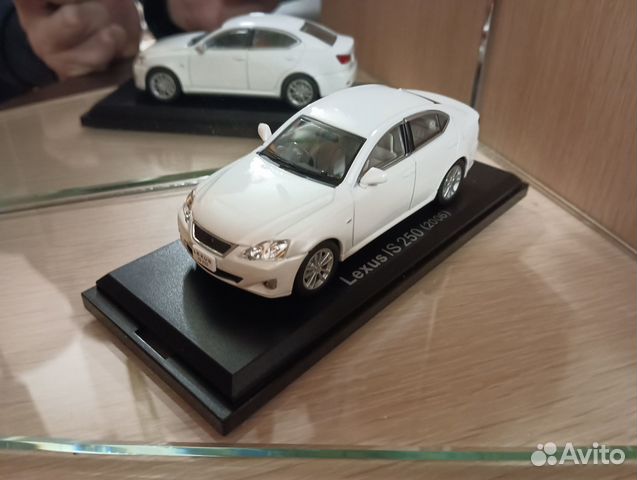 Модель Lexus IS 250 (2006) 1/43
