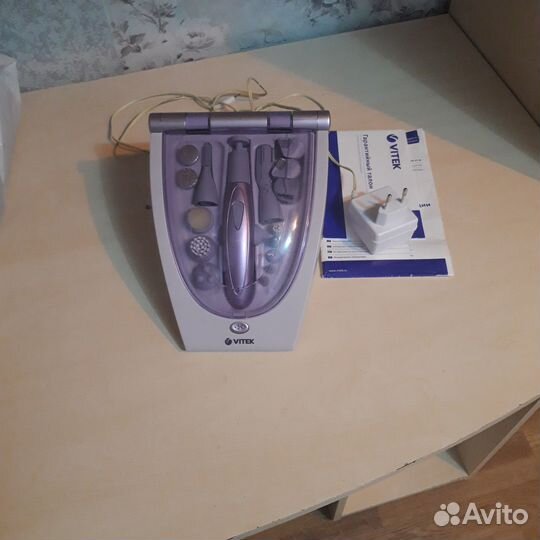 Центр по уходу за лицом и ногтями