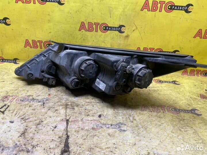 Фара передняя правая Kia Sportage SL G4KD 2013