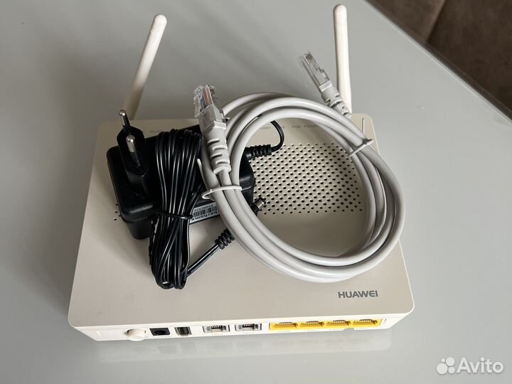 Роутер huawei HG8245H