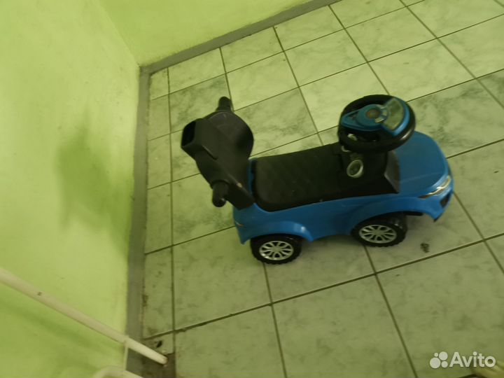 Детская машинка каталка