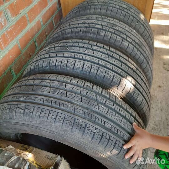 Pirelli Scorpion All Season SF2 215/65 R16 98H