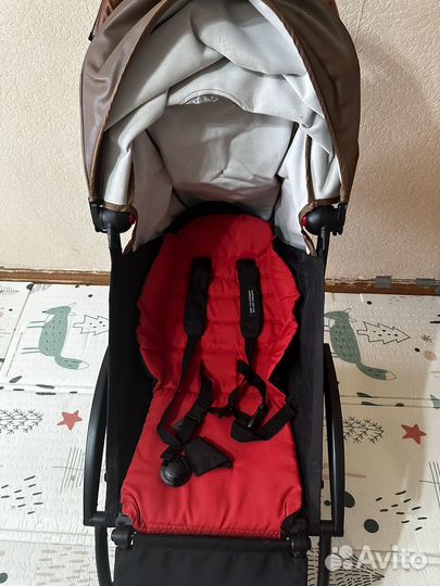 Прогулочная коляска yoya