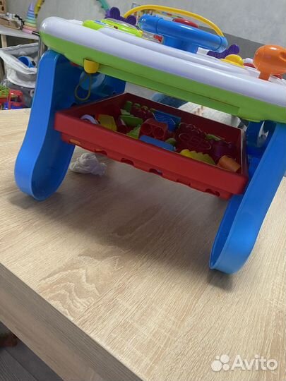 Развивающий стол, рисование и конструктор