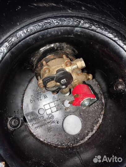 Продам газовый балон тороидальный 42 литра