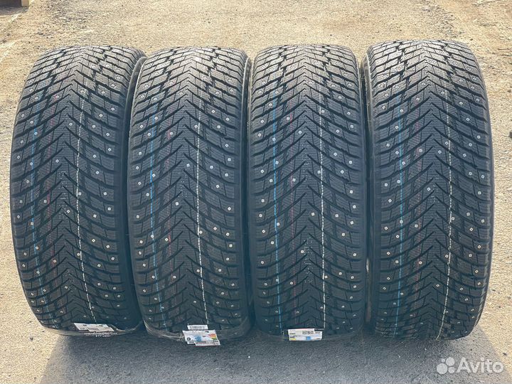 Arivo Ice Claw ARW7 245/40 R18 97T