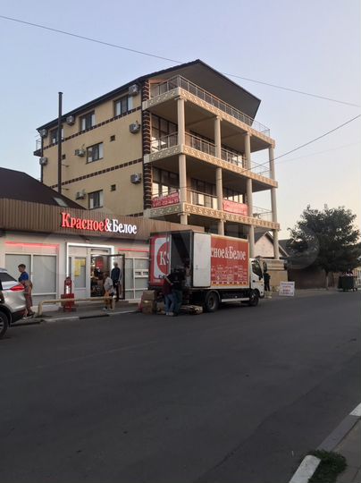 Гостиница, 1000 м²