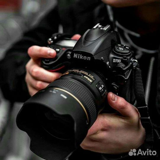 Зеркальный фотоаппарат