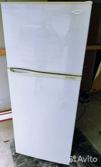 Продам холодильник Daewoo