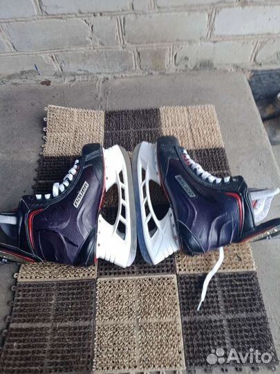 Хоккейные коньки bauer vapor 1x