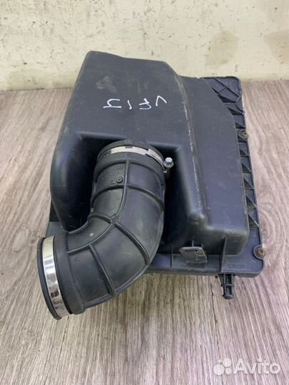 Корпус воздушного фильтра Opel Astra H Z17DTH