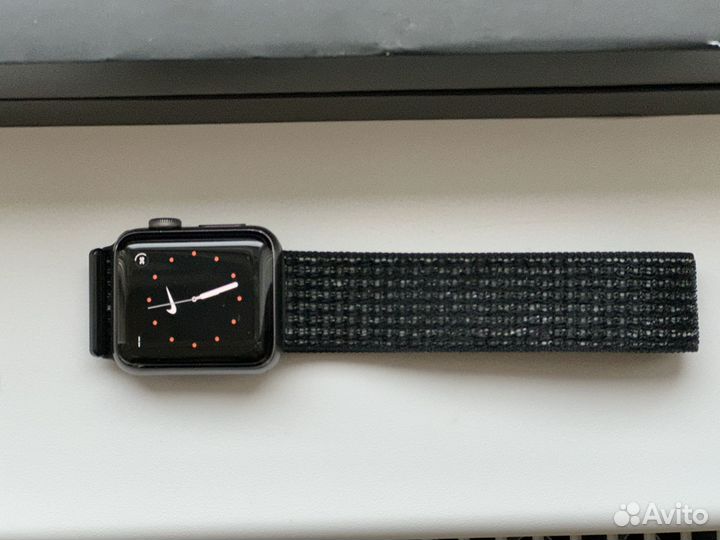 Часы apple watch 3 38 mm nike