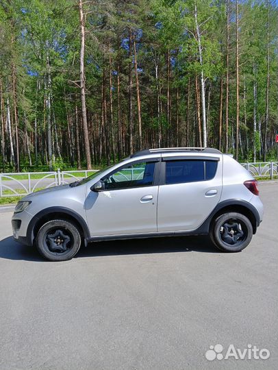 Renault Sandero Stepway 1.6 AT, 2017, 114 000 км