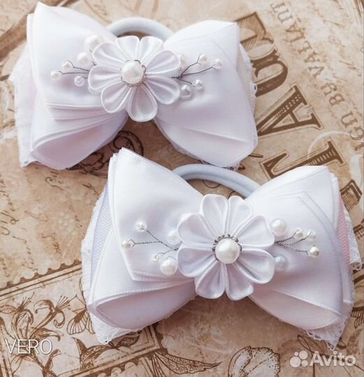 Резинка для волос канзаши