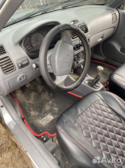 Дигатель на хендай акцент