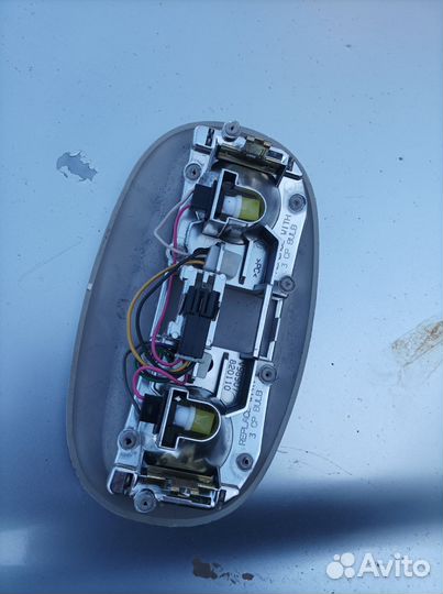 Плафон освещения Dodge Intrepid