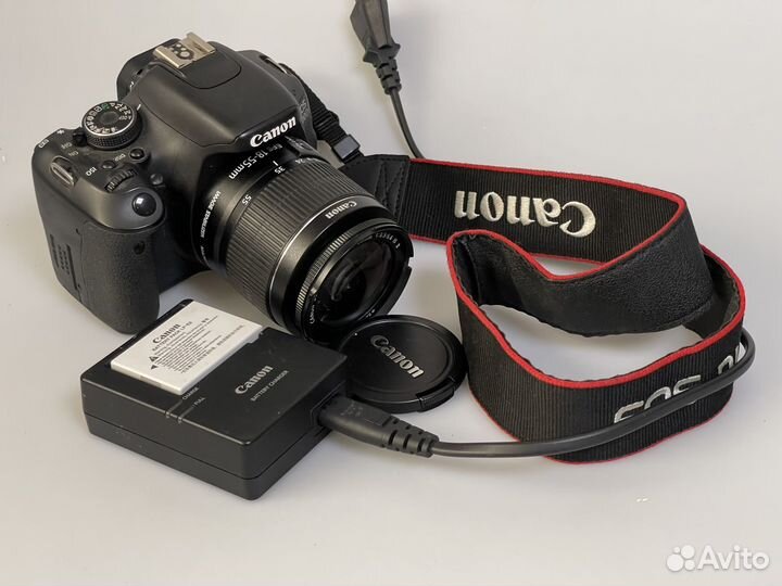 Canon eos 600d kit 18-55 is