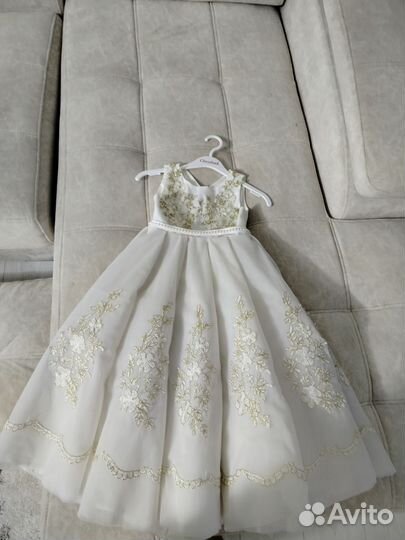 Нарядное платье для девочки 116 122