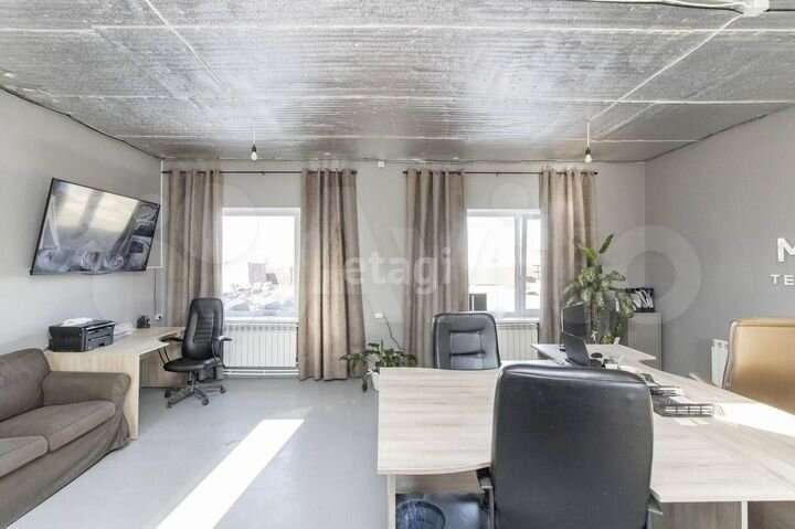 Здание, 280 м² 20 соток. База на первой линии